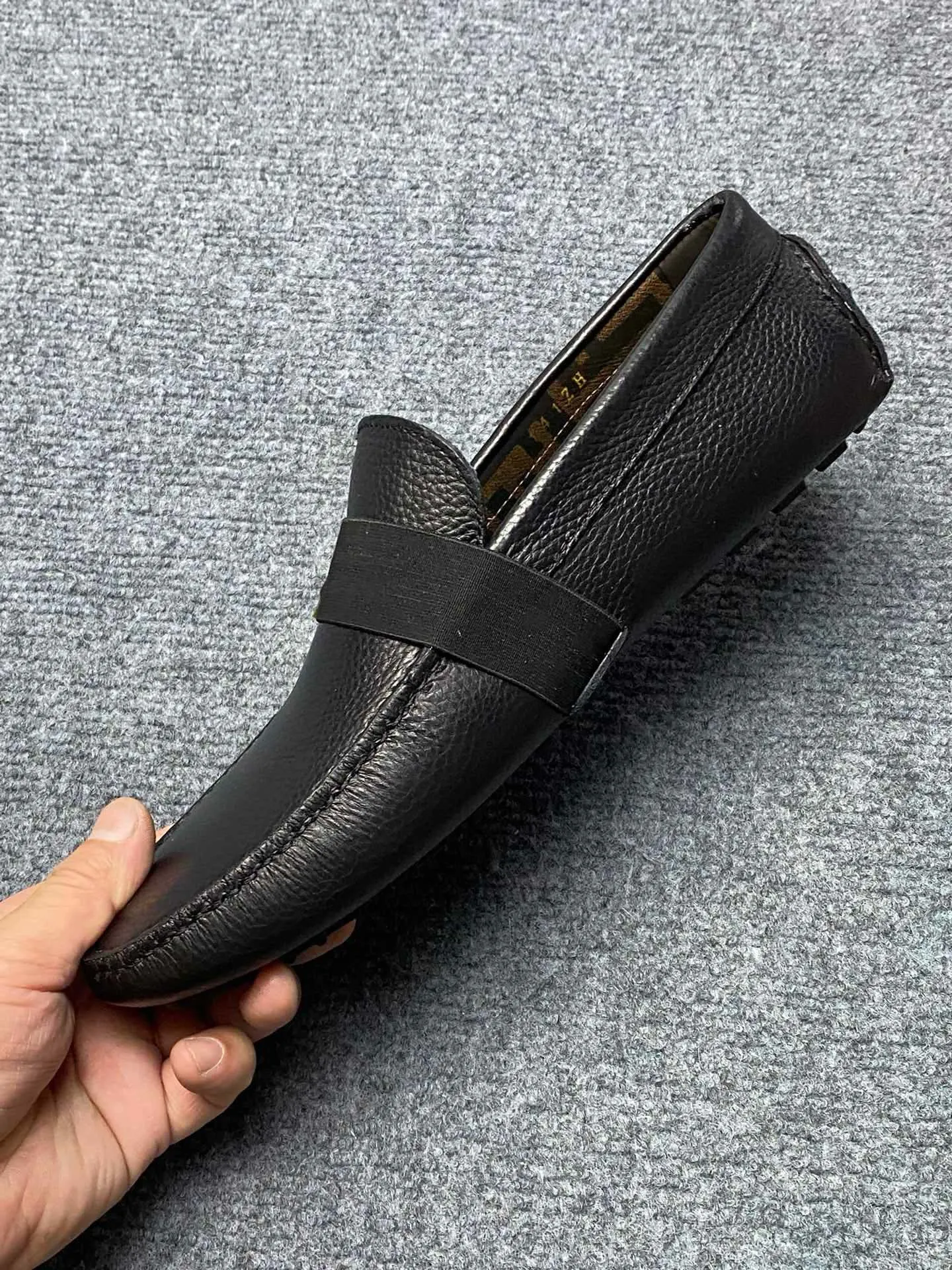 Men's Men's Shoes Men's Men's Shoes 💰700FENDI Fendi Men's Shoes are breathable and comfortable. Original development. Counters copy one to one. Imported cowhide. Niuri. 38 to 44. (can be ordered at 45.46. No returns or exchanges)